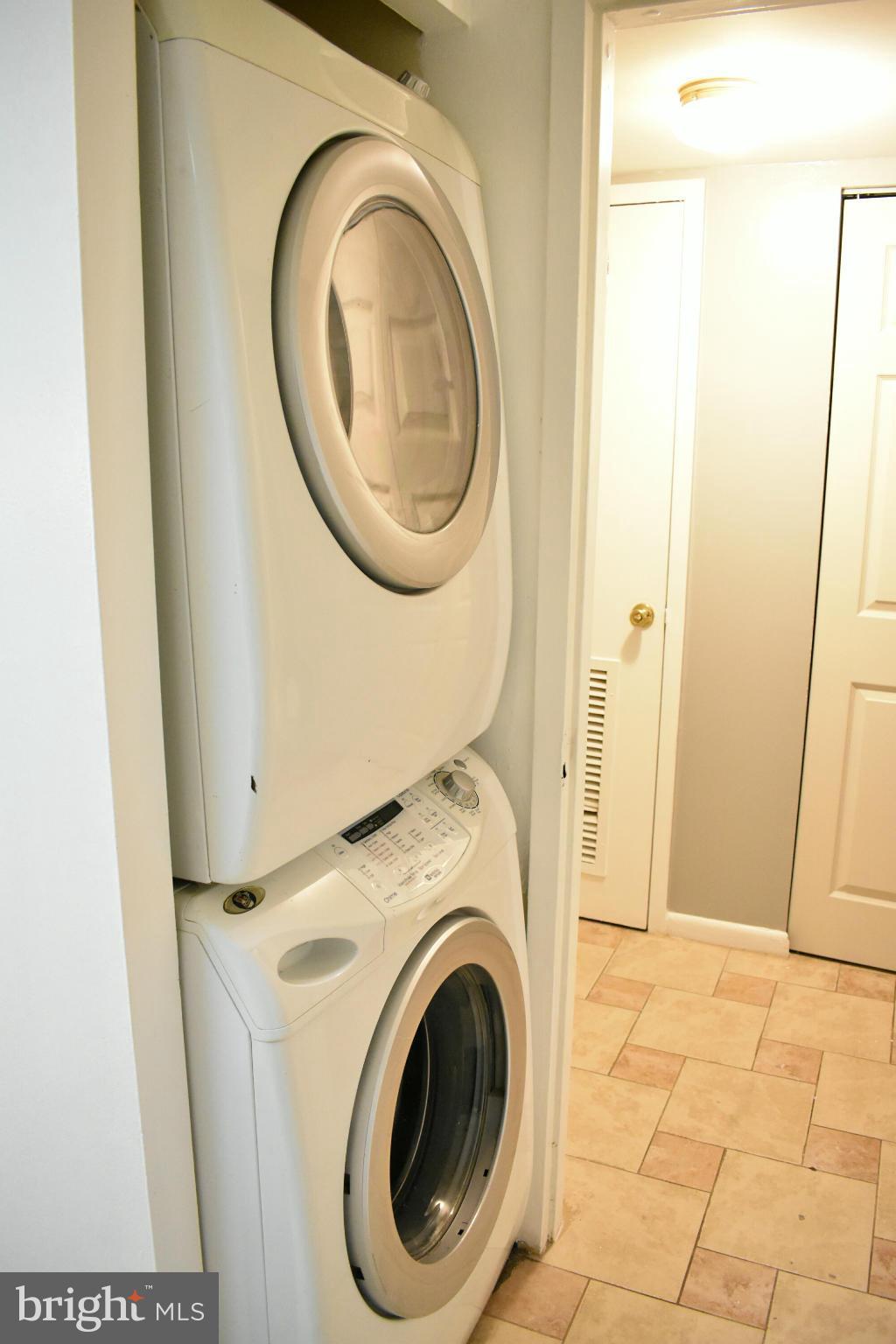 1401 Northgate Square, Unit 1A Reston, VA 20190 - Photo 13 of 26 recent Washer and Dryer