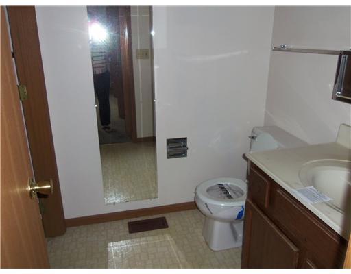 4424 Ridgewood Road East, Unit 4424 Springfield, OH 45503 - Photo 9 of 12 Gallery Image 9