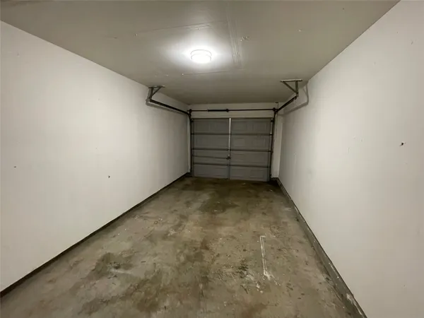 $1,825 | 1231 Armadillo Road, Austin, TX 78745