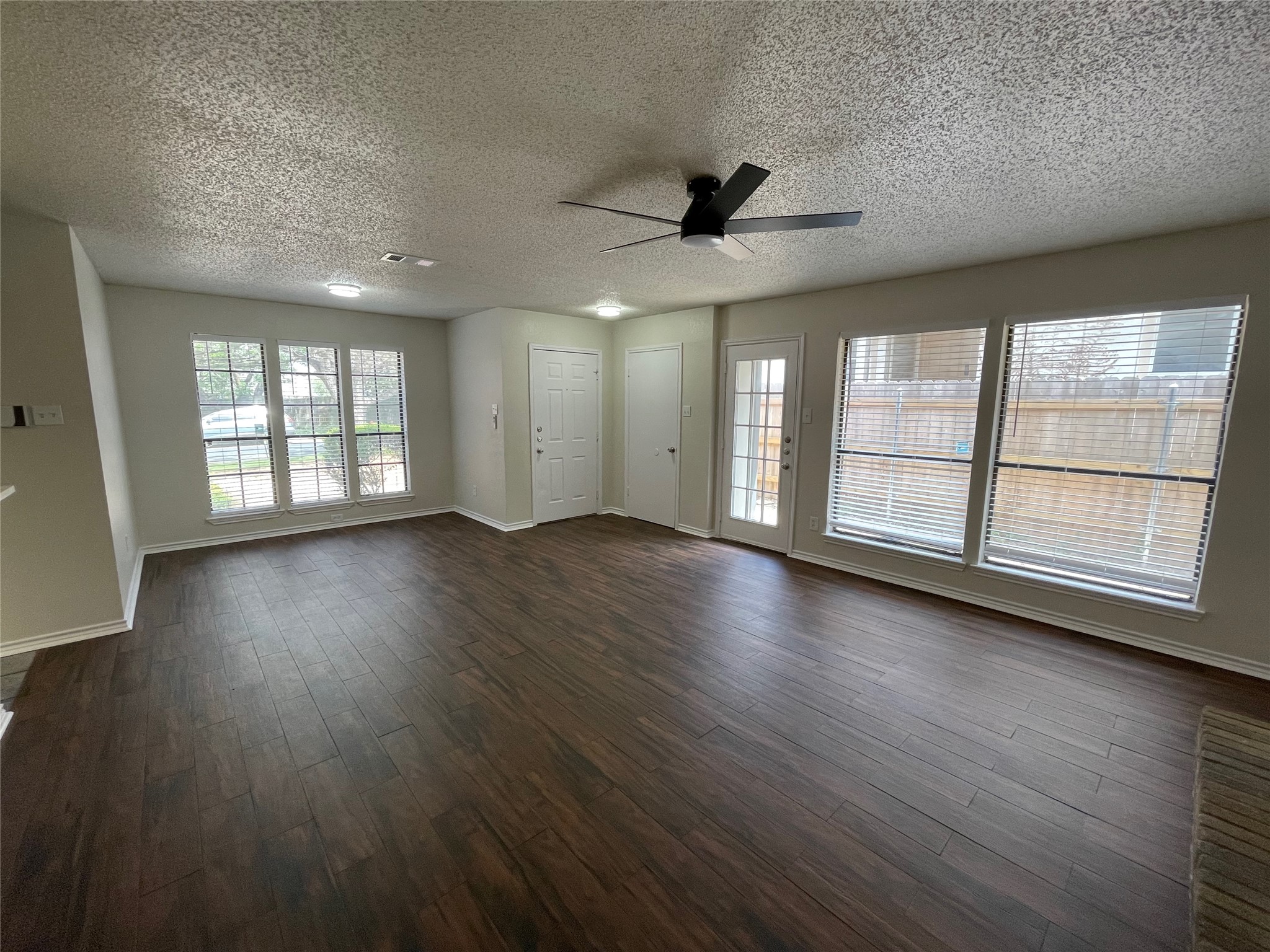 1231 Armadillo Road Austin, TX 78745 - Photo 3 of 18