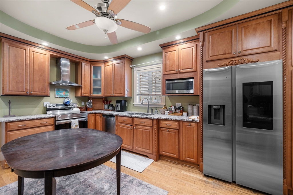 11 Round Hill Street Boston, MA 02130 - Photo 11 of 42