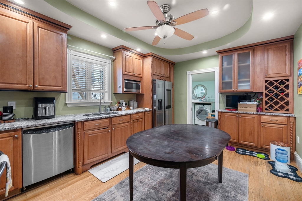 11 Round Hill Street Boston, MA 02130 - Photo 12 of 42