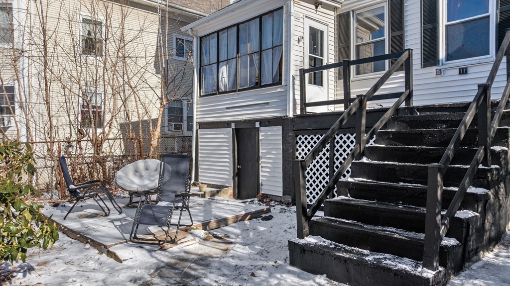 11 Round Hill Street Boston, MA 02130 - Photo 3 of 42