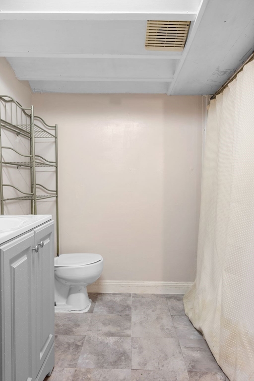 11 Round Hill Street Boston, MA 02130 - Photo 31 of 42