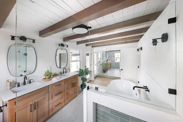 $1,675,000 | 3611 Tierra De Dios, Escondido, CA 92025