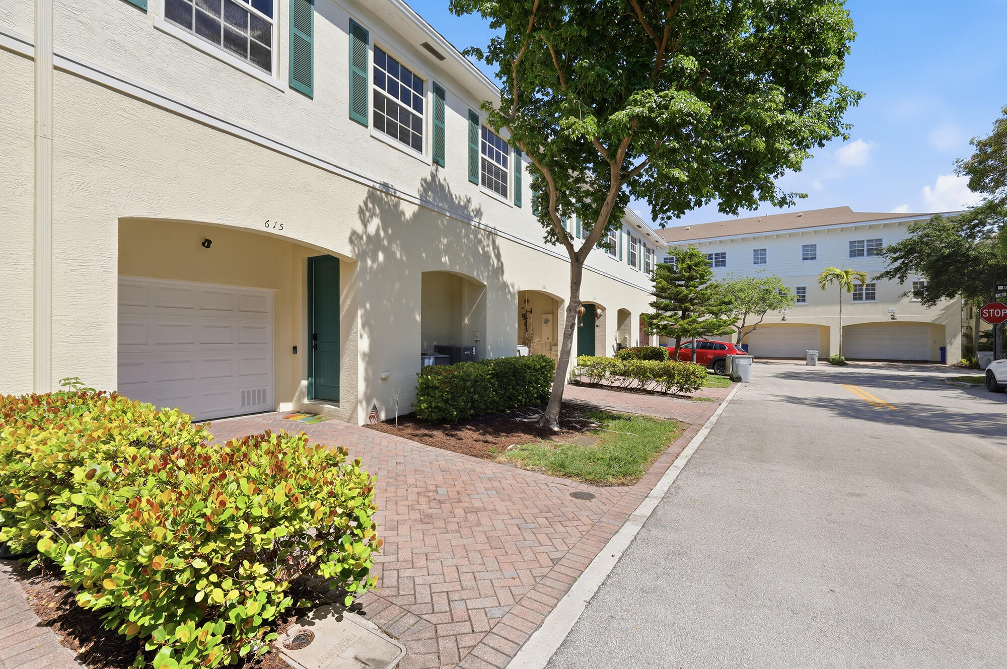 615 Southwest 2nd Terrace Pompano Beach, FL 33060 - Photo 30 of 42 615 SW 2nd Ter - 2