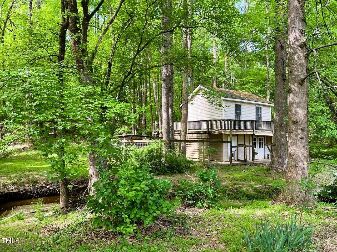 1846 Forest Wood Road Rocky Mount, NC 27804 - Photo 17 of 68 Dog Kennel