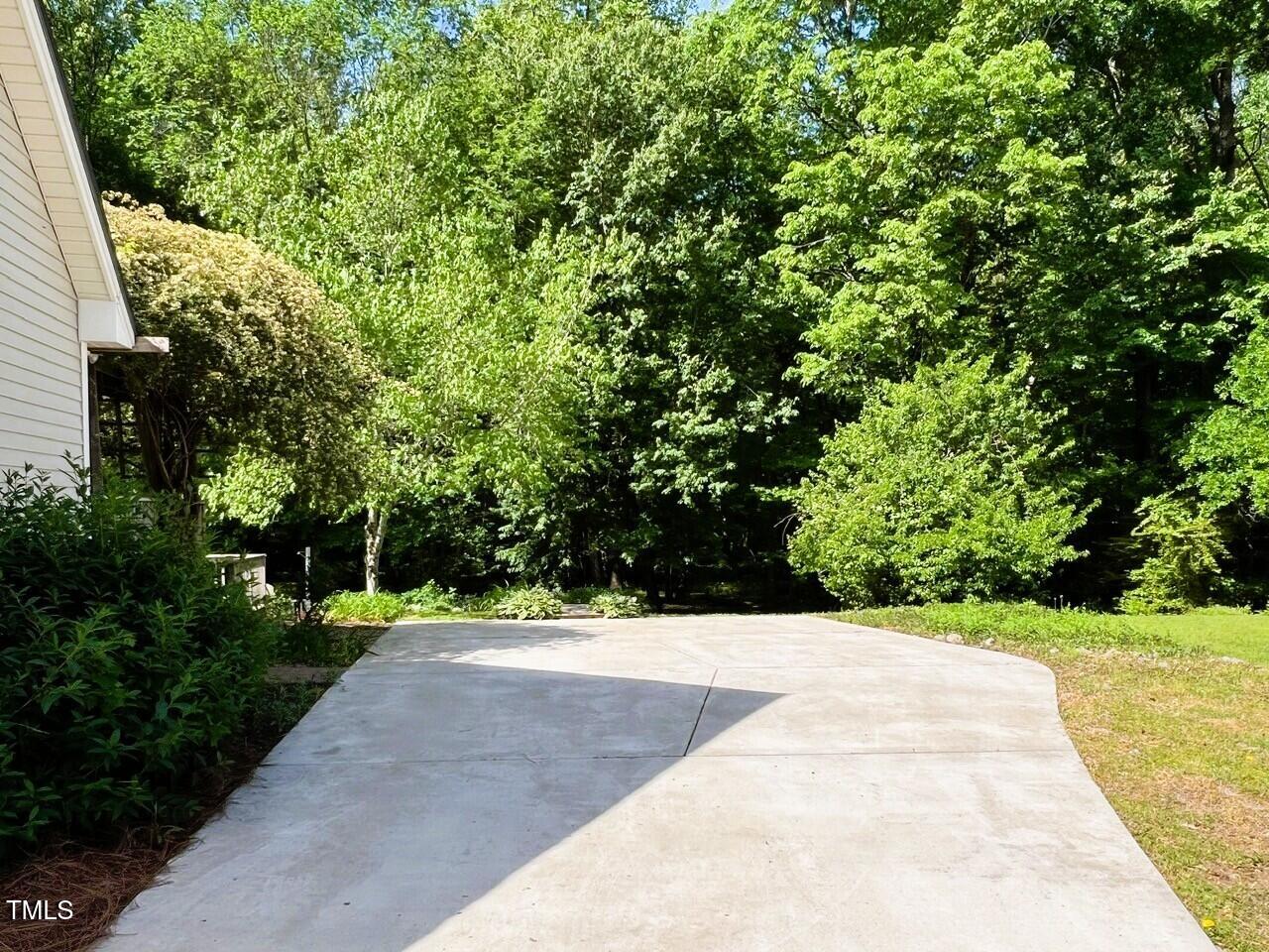 1846 Forest Wood Road Rocky Mount, NC 27804 - Photo 18 of 68 driveway parking