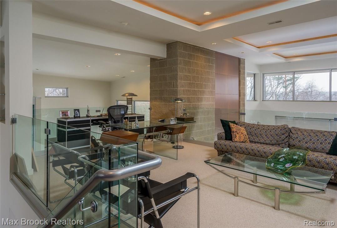 4455 Dow Ridge Road West Bloomfield, MI 48324 - Photo 24 of 50 2nd floor loft with indirect lighting overlooks the GR.