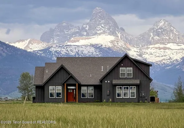 $1,250,000 | 2282 Daydream Drive, Tetonia, ID 83452