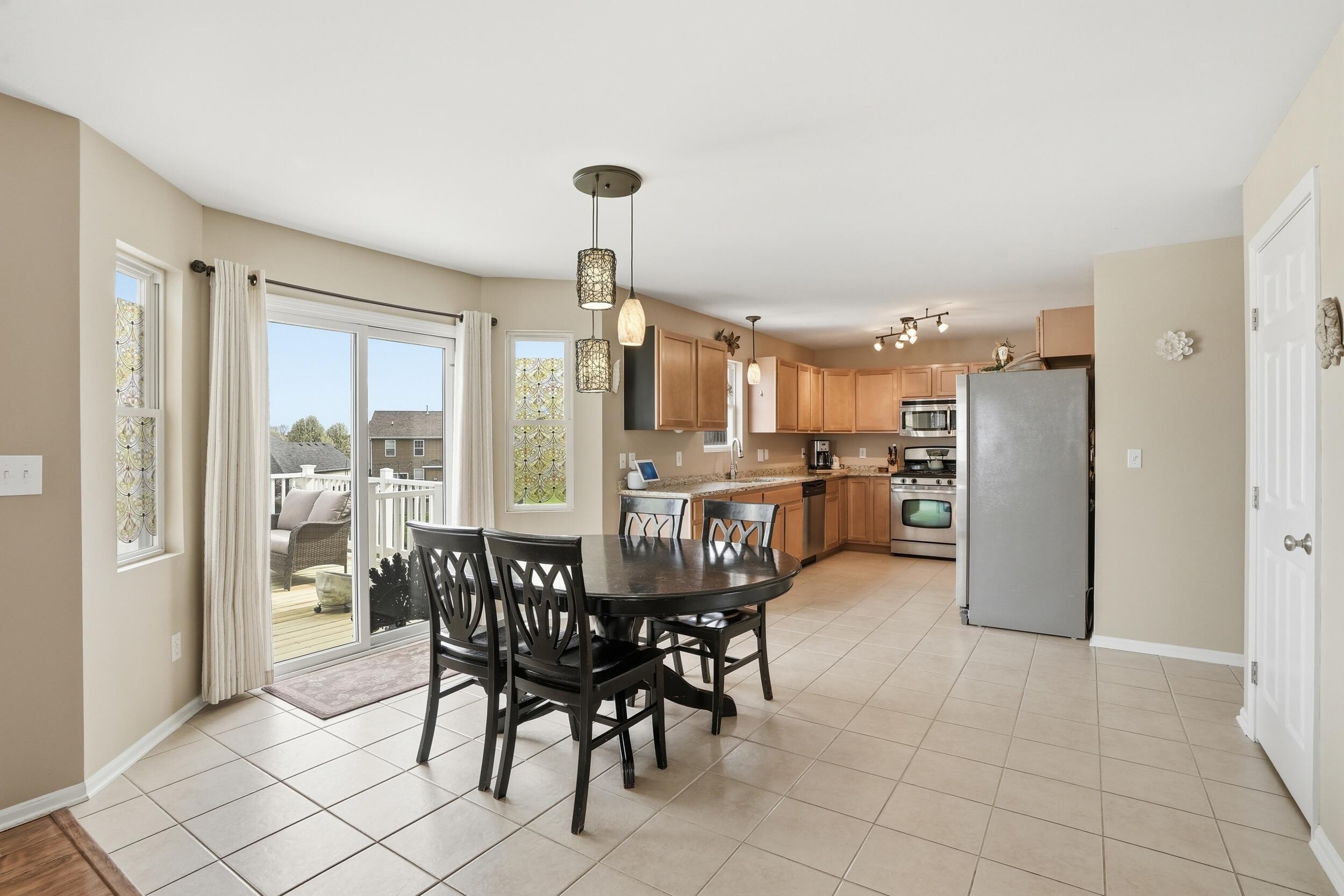 340 West 126th Place Crown Point, IN 46307 - Photo 12 of 32 2500x1667