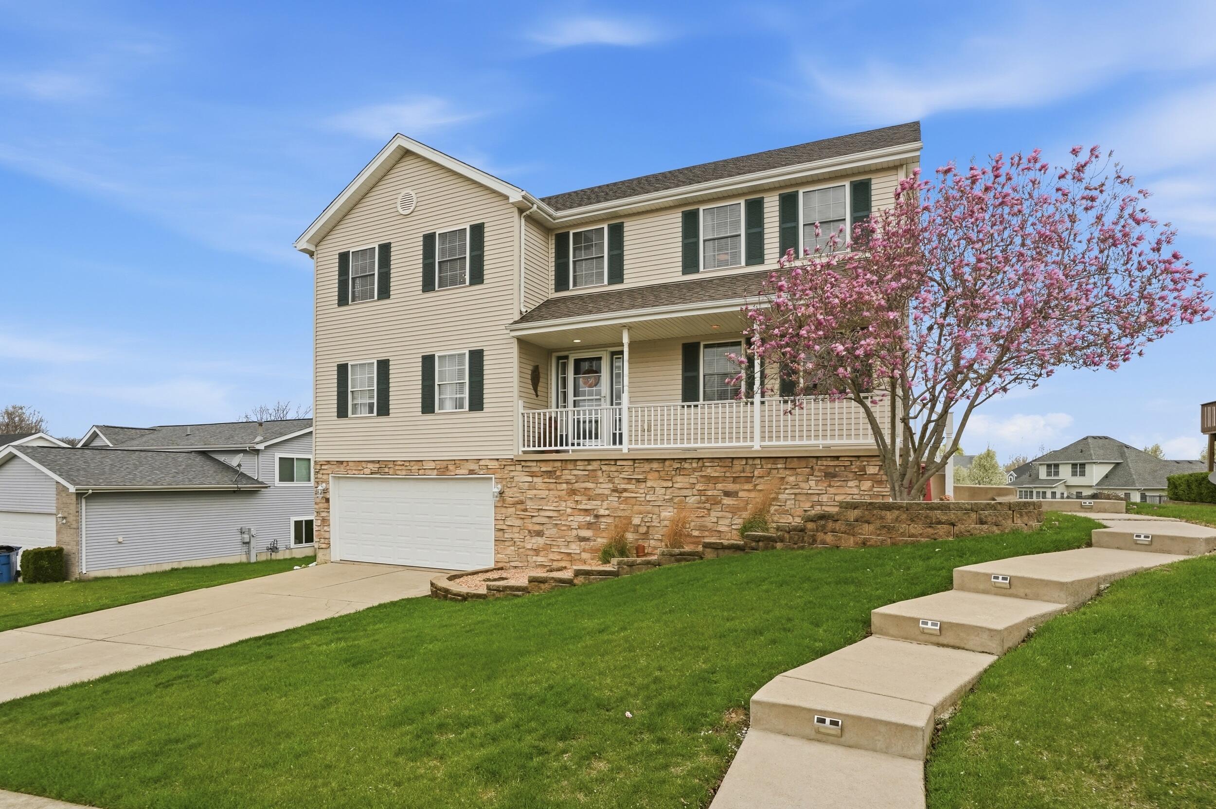 340 West 126th Place Crown Point, IN 46307 - Photo 2 of 32 2500x1664