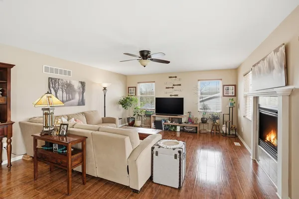 $439,900 | 340 West 126th Place, Crown Point, IN 46307