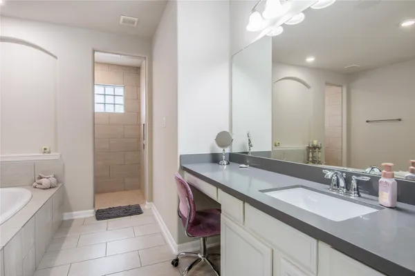$679,990 | 3022 Senita Bloom Drive, Manvel, TX 77578