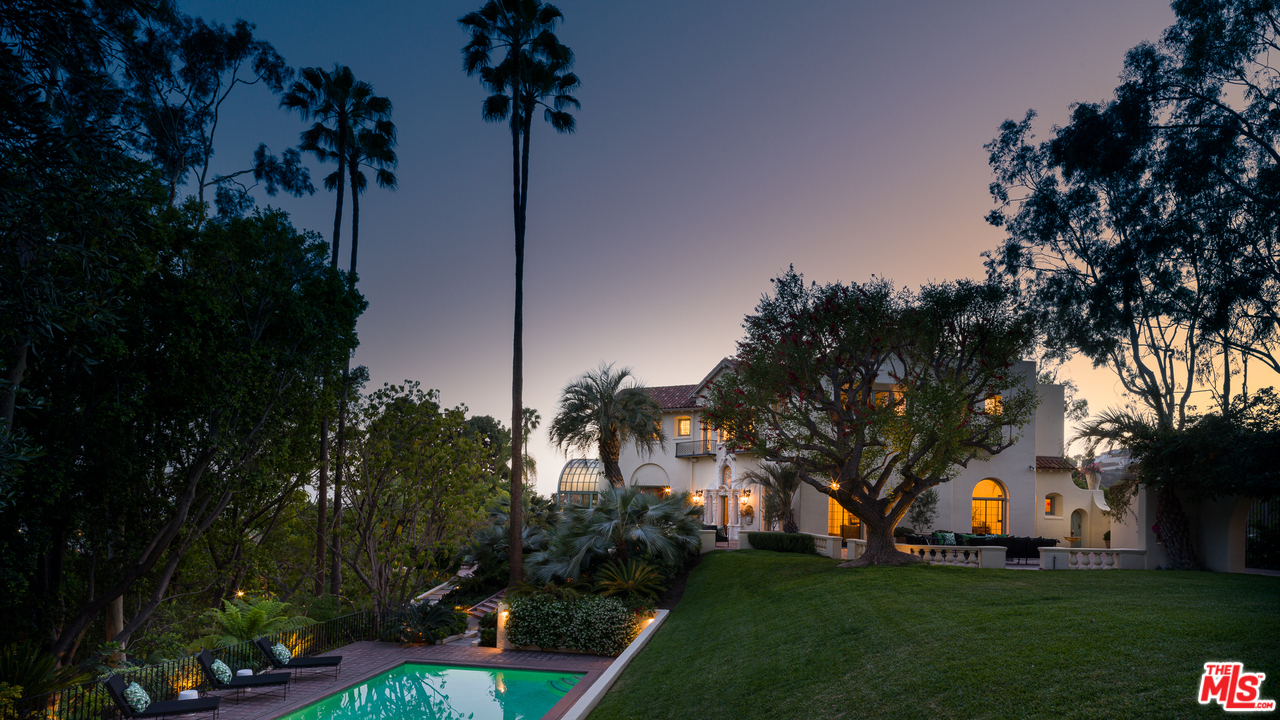 2015 De Mille Drive Los Angeles, CA 90027 - Photo 1 of 51