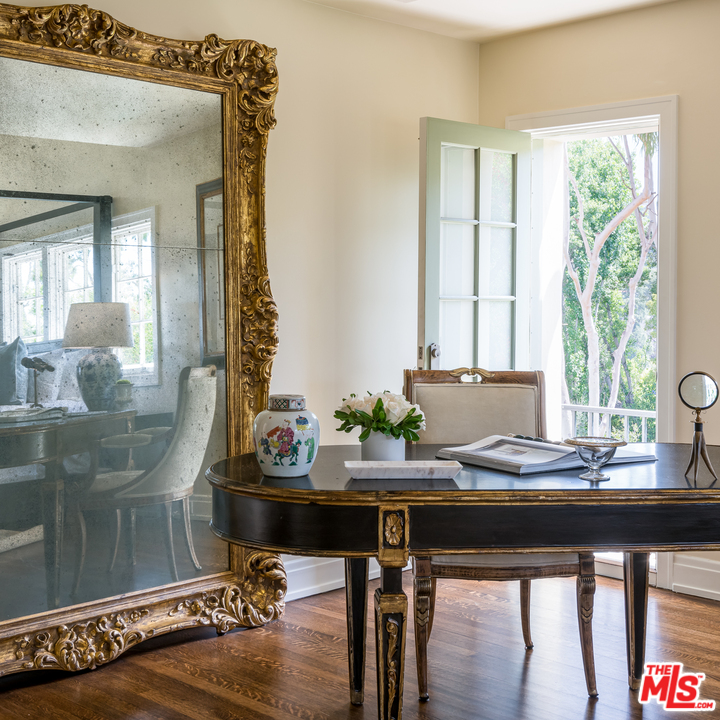 2015 De Mille Drive Los Angeles, CA 90027 - Photo 27 of 51