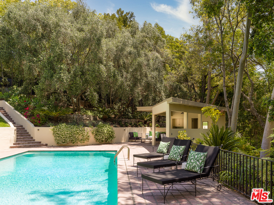 2015 De Mille Drive Los Angeles, CA 90027 - Photo 46 of 51