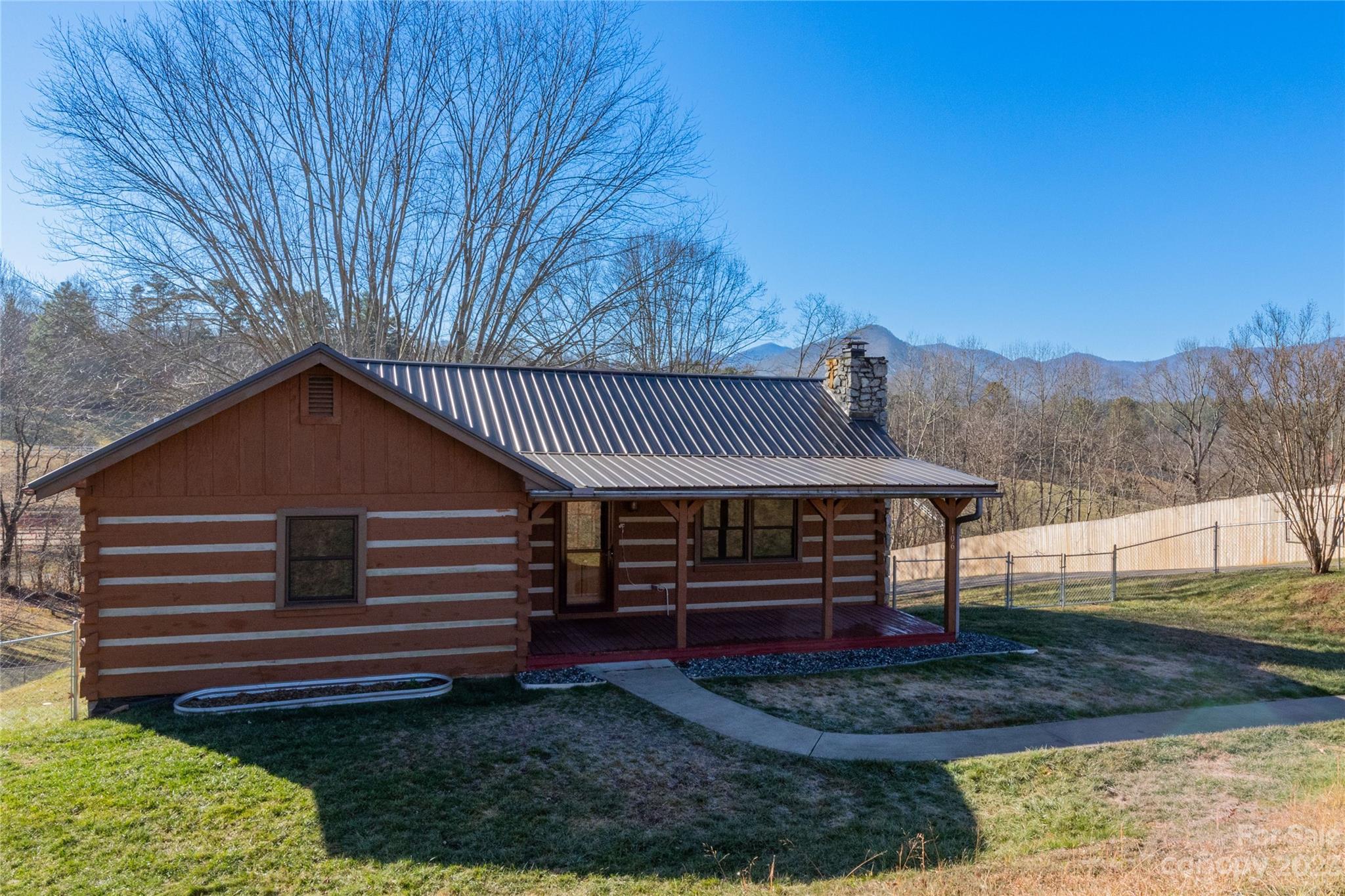 106 Gibbs Road Leicester, NC 28748 - Photo 1 of 34 Gallery Image 1