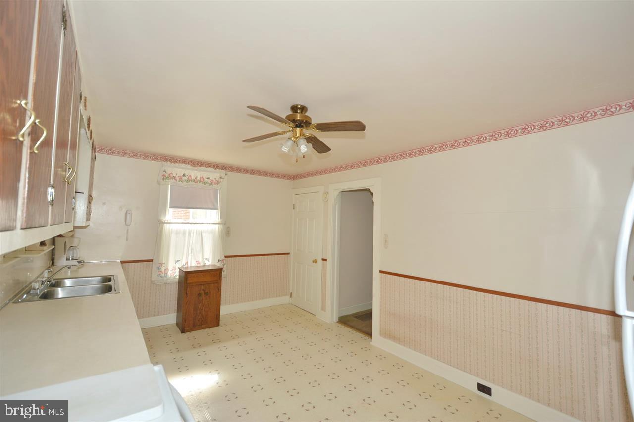35 Monroe Street Hanover, PA 17331 - Photo 15 of 31 Gallery Image 15
