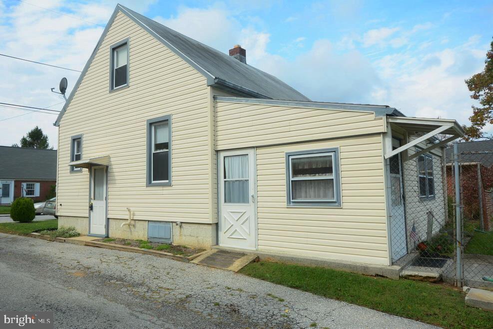 35 Monroe Street Hanover, PA 17331 - Photo 25 of 31 Gallery Image 25
