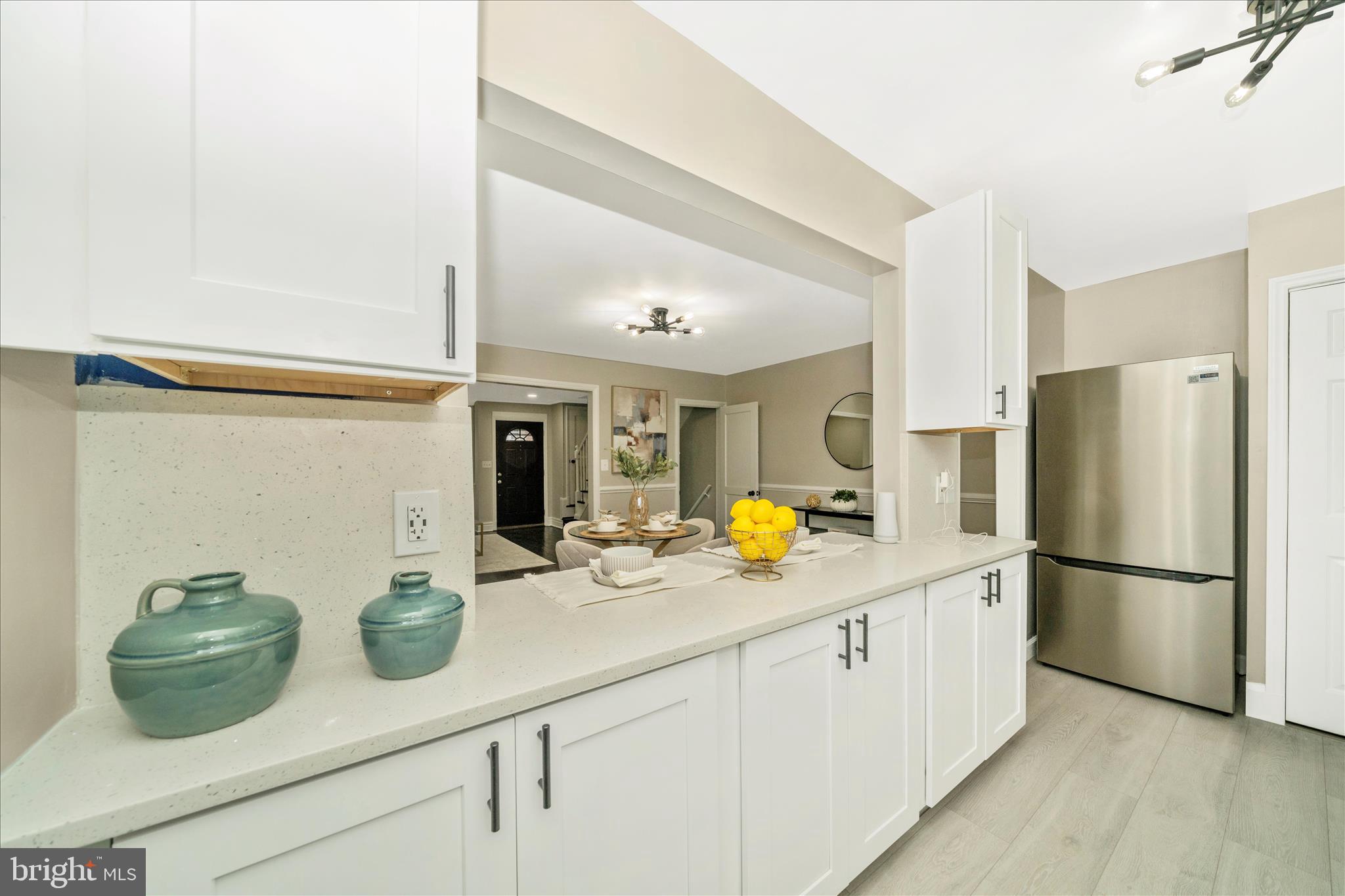 4 North Belle Grove Road Baltimore, MD 21228 - Photo 16 of 43 Kitchen