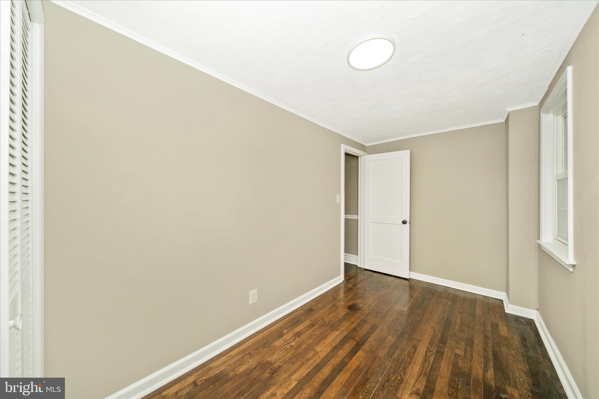 4 North Belle Grove Road Baltimore, MD 21228 - Photo 24 of 43 Bedroom 3