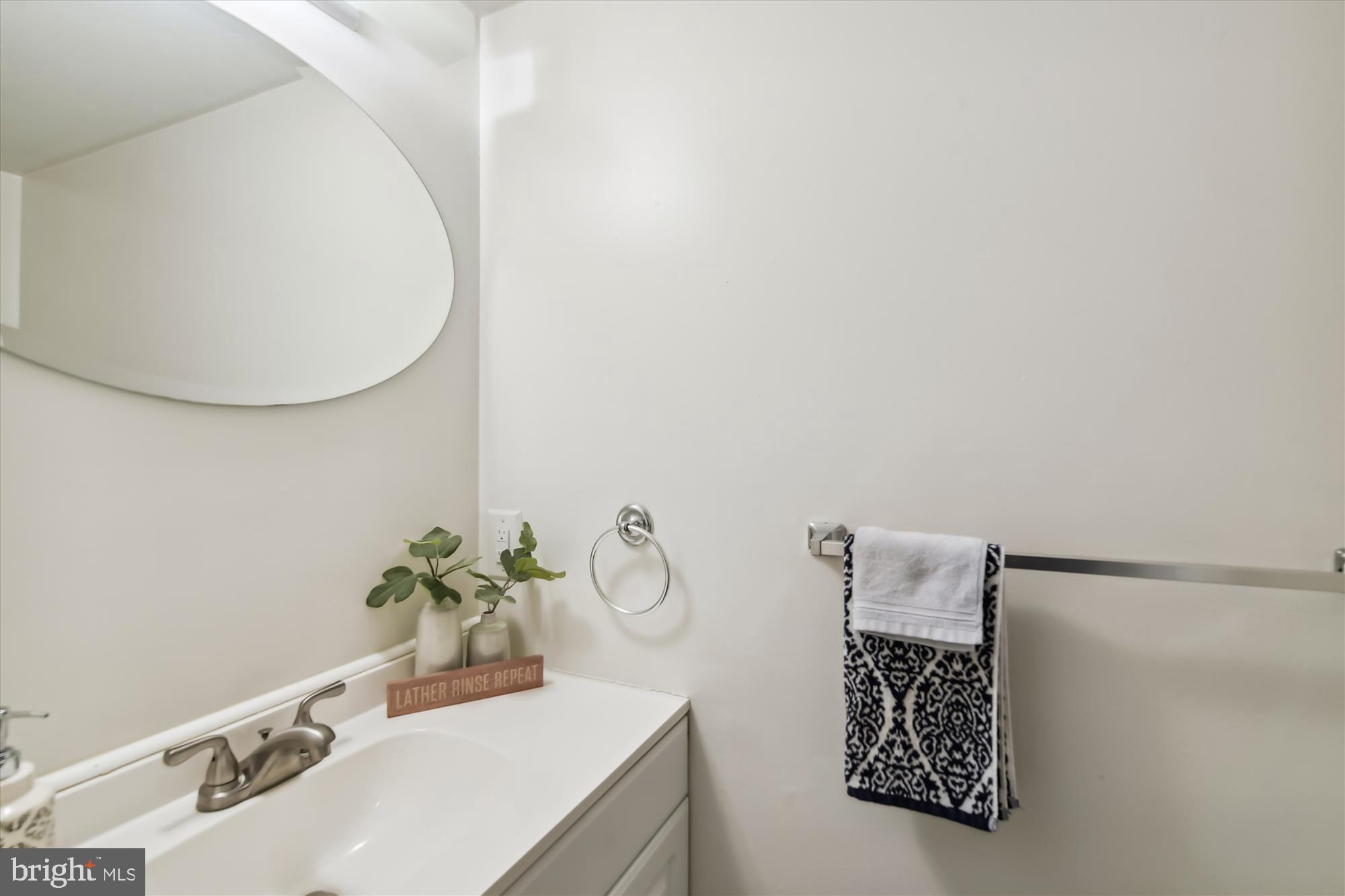 10 Jack Pine Place Nottingham, MD 21236 - Photo 11 of 25 1st floor PR