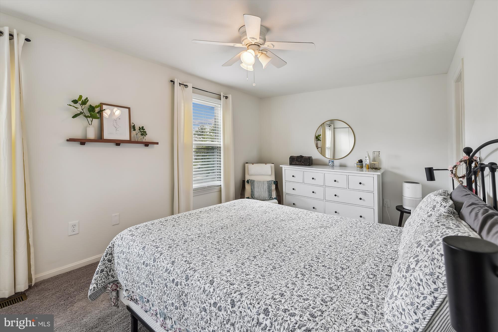 10 Jack Pine Place Nottingham, MD 21236 - Photo 14 of 25 Owners BR with natural light