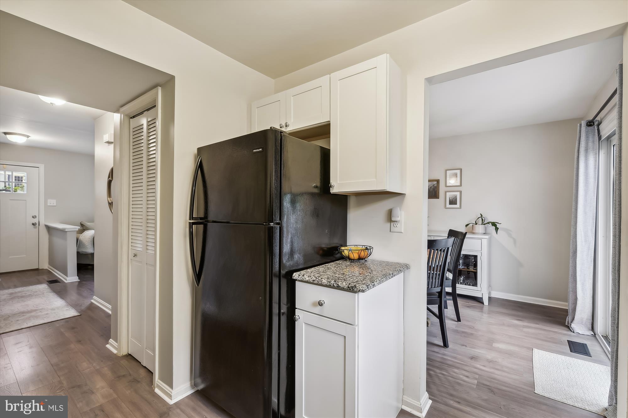 10 Jack Pine Place Nottingham, MD 21236 - Photo 8 of 25 Kitchen