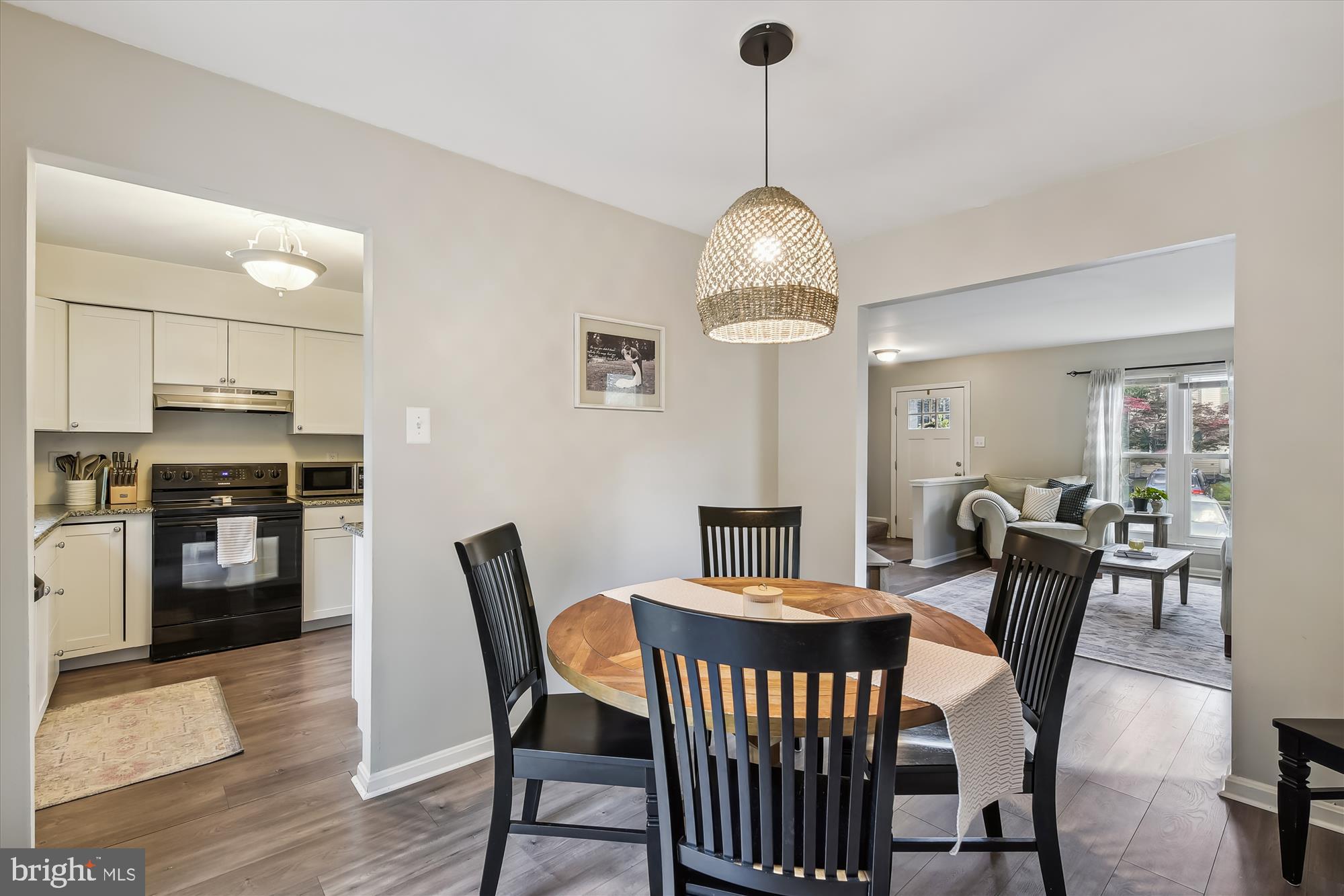 10 Jack Pine Place Nottingham, MD 21236 - Photo 9 of 25 DR view into kitchen and LR