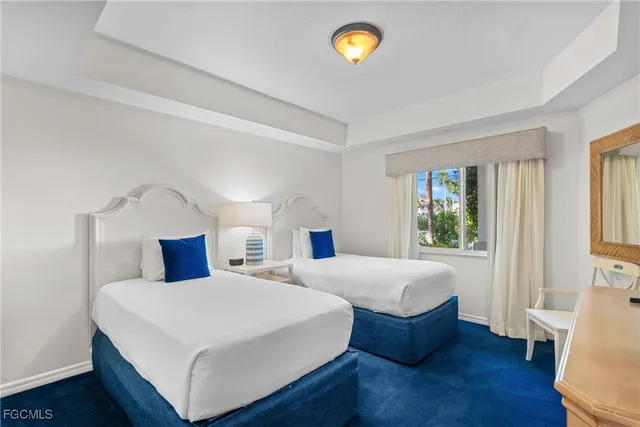 $749,900 | 221 9th Street South, Unit 113, Naples, FL 34102