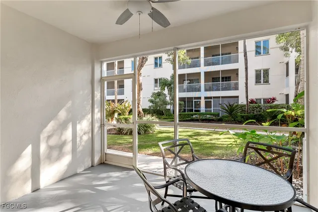 $749,900 | 221 9th Street South, Unit 113, Naples, FL 34102