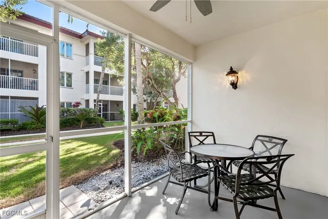 $749,900 | 221 9th Street South, Unit 113, Naples, FL 34102