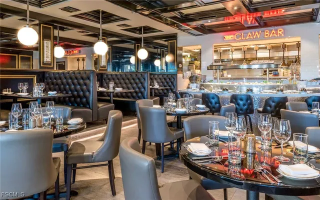 $749,900 | 221 9th Street South, Unit 113, Naples, FL 34102