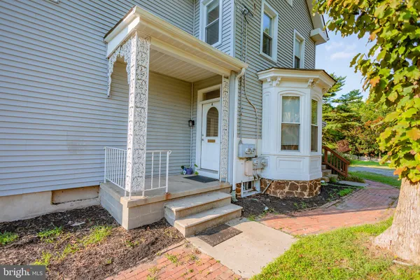 $2,700 | 34 Delsea Drive South, Unit A, Glassboro, NJ 08028