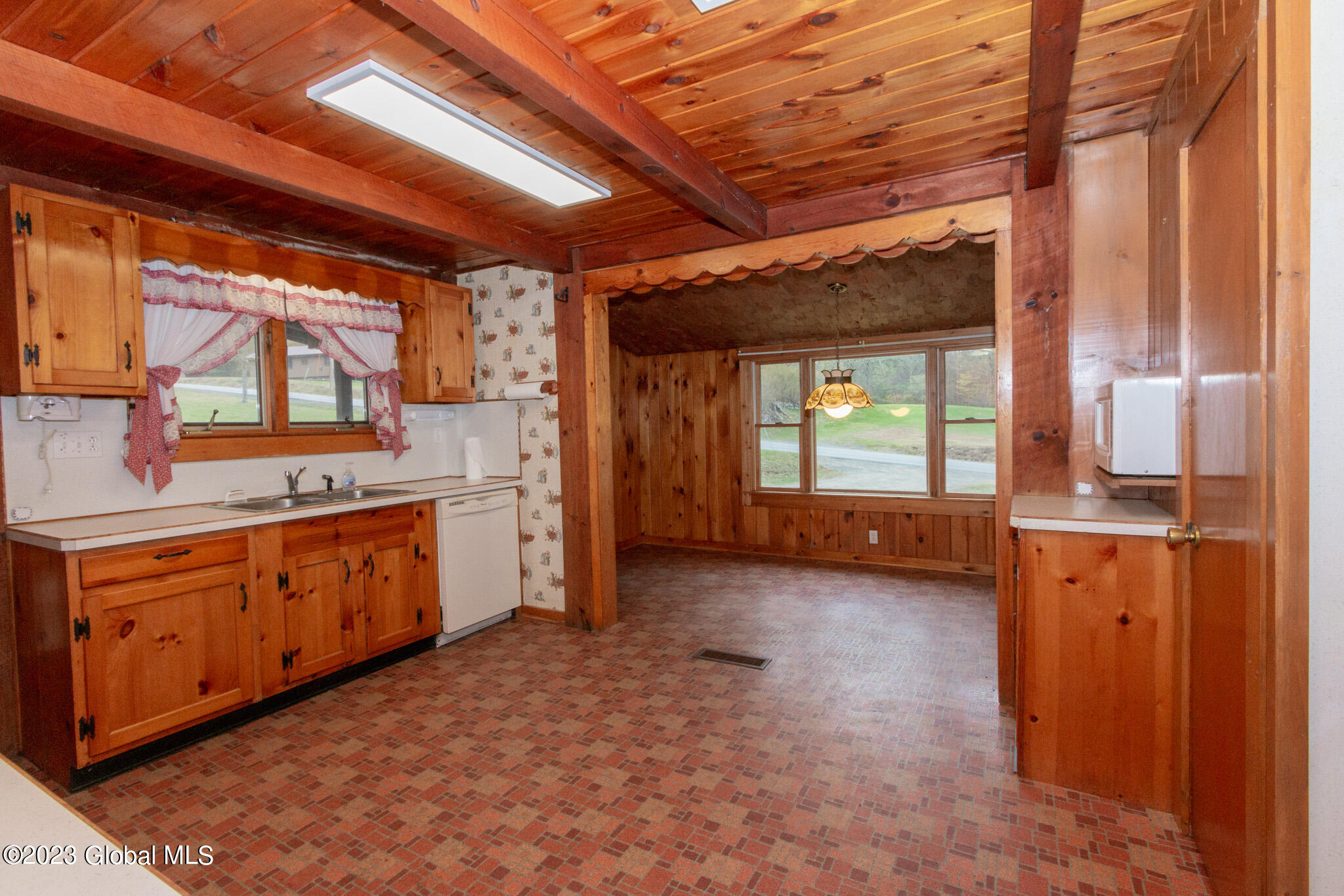 527 Maple Grove Road Hope, NY 12134 - Photo 7 of 40 527 Maple Grove Rd-05