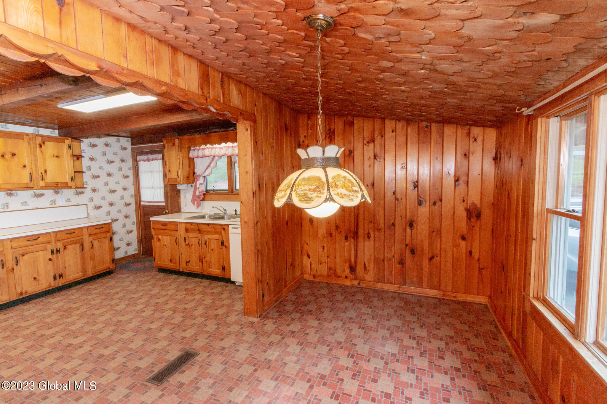 527 Maple Grove Road Hope, NY 12134 - Photo 8 of 40 527 Maple Grove Rd-10