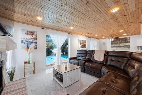 $468,000 | 7711 Hatteras Drive, Hudson, FL 34667