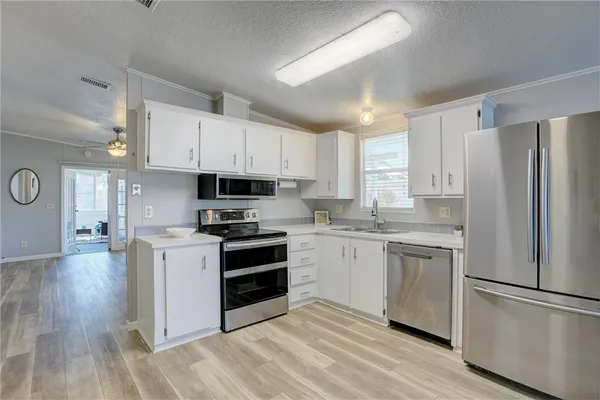 $199,000 | 467 Marlin Circle, Barefoot Bay, FL 32976