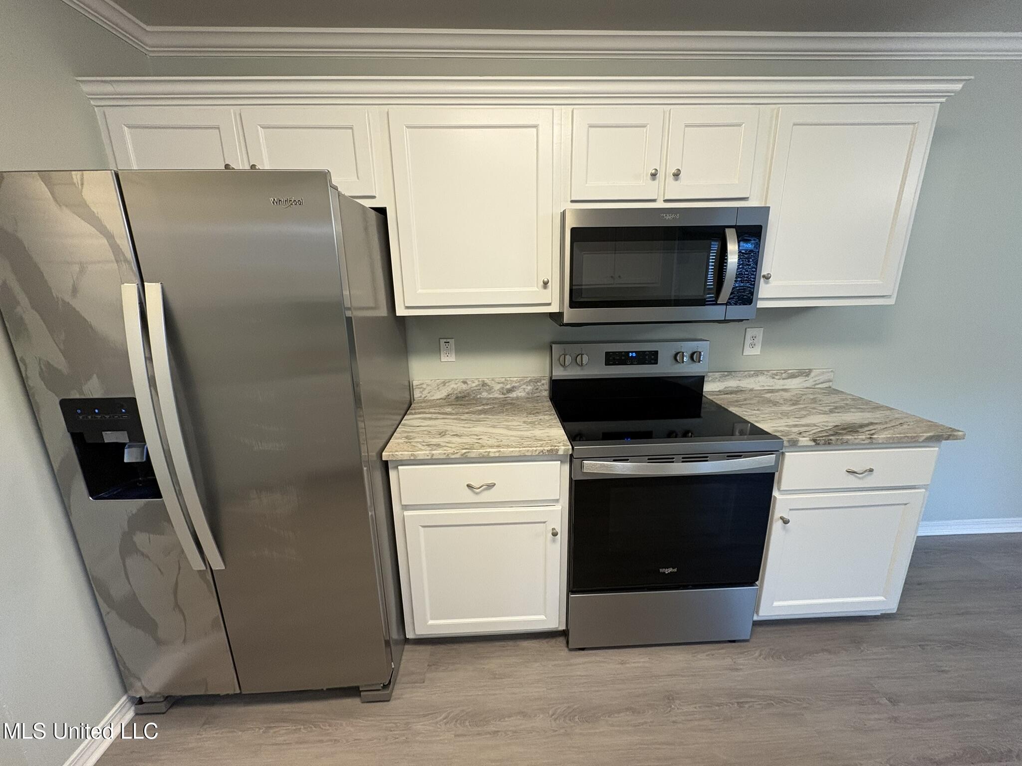 9504 Live Oak Avenue Ocean Springs, MS 39564 - Photo 13 of 28 IMG_2428