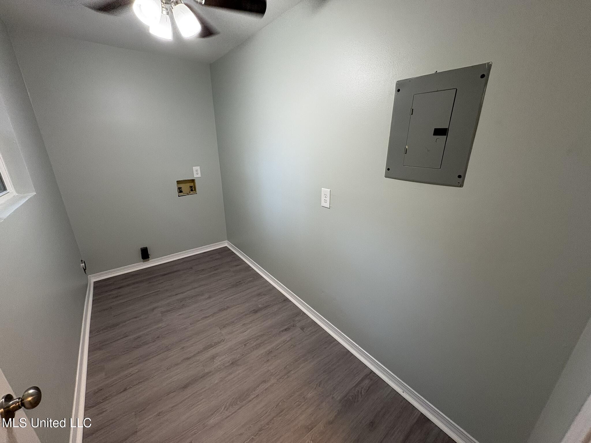 9504 Live Oak Avenue Ocean Springs, MS 39564 - Photo 15 of 28 IMG_2430