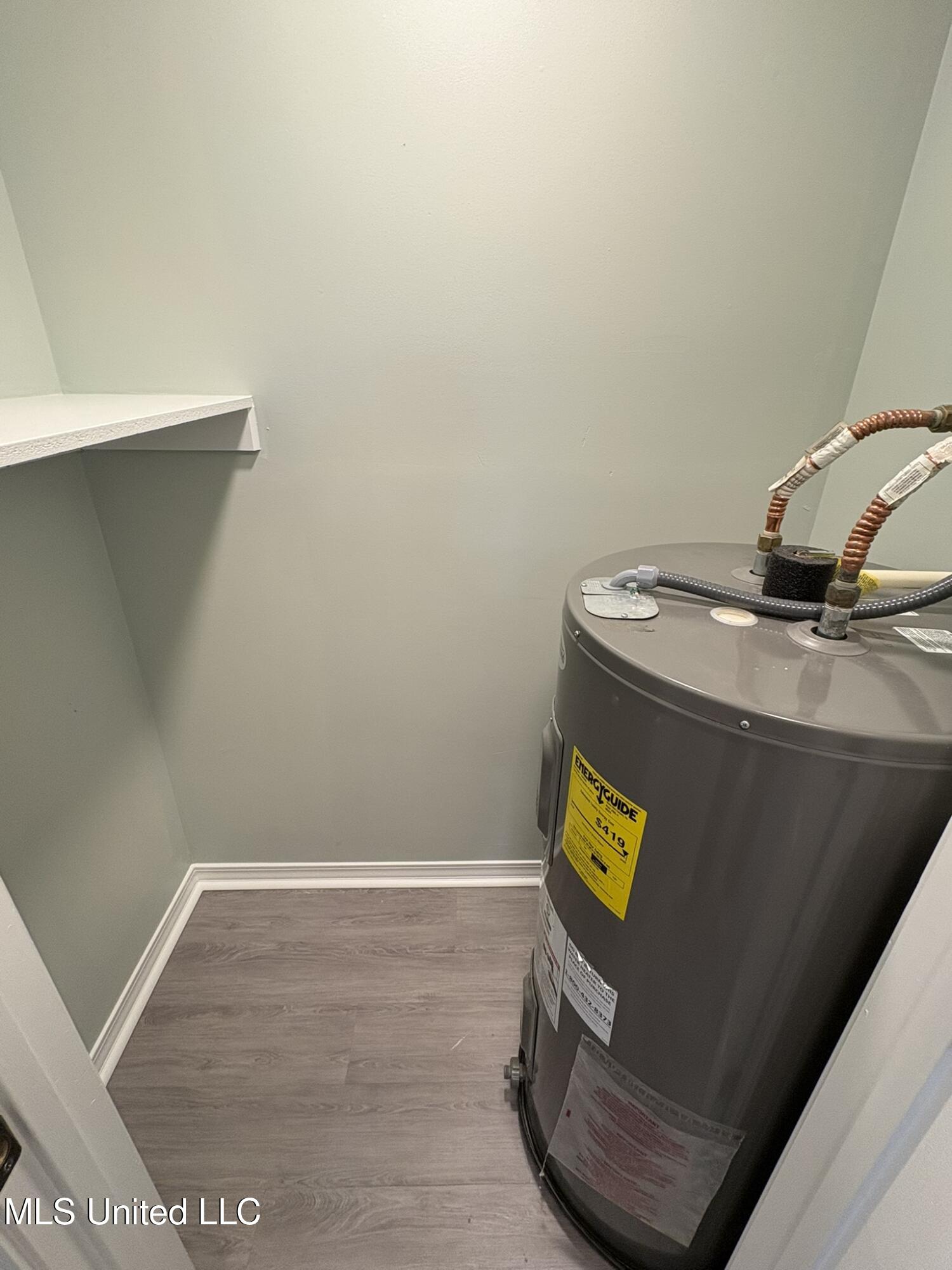 9504 Live Oak Avenue Ocean Springs, MS 39564 - Photo 16 of 28 IMG_2434