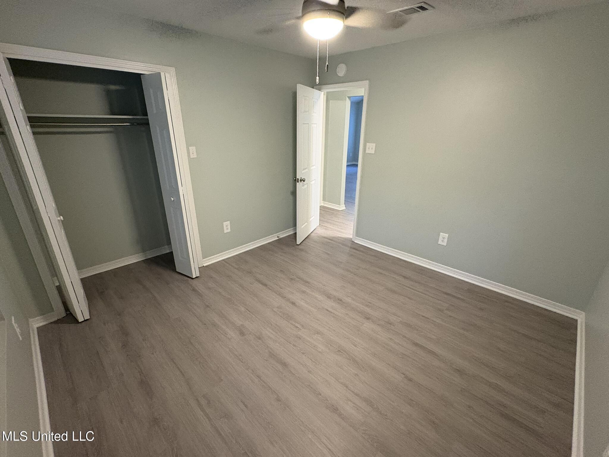 9504 Live Oak Avenue Ocean Springs, MS 39564 - Photo 20 of 28 IMG_2439