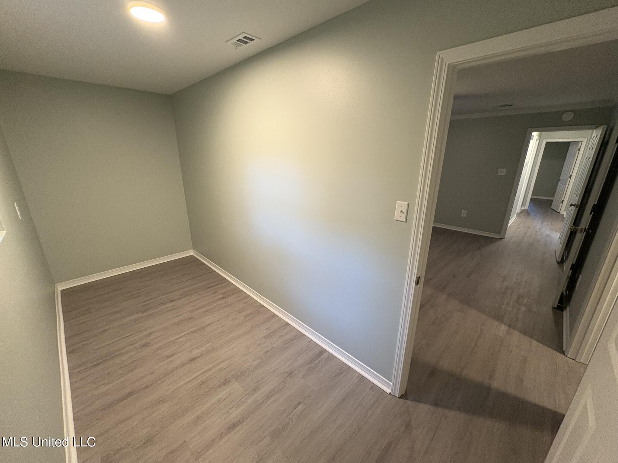 9504 Live Oak Avenue Ocean Springs, MS 39564 - Photo 28 of 28 IMG_2453