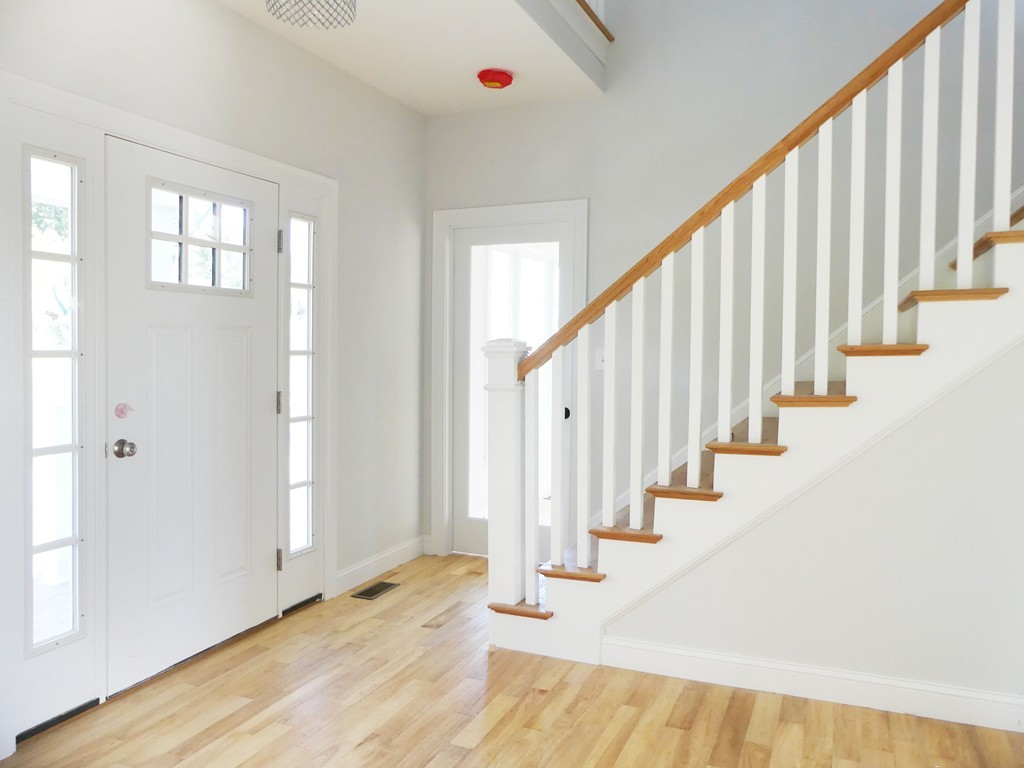Seven Seven Sister Road Haverhill, MA 01830 - Photo 3 of 29 Gallery Image 3
