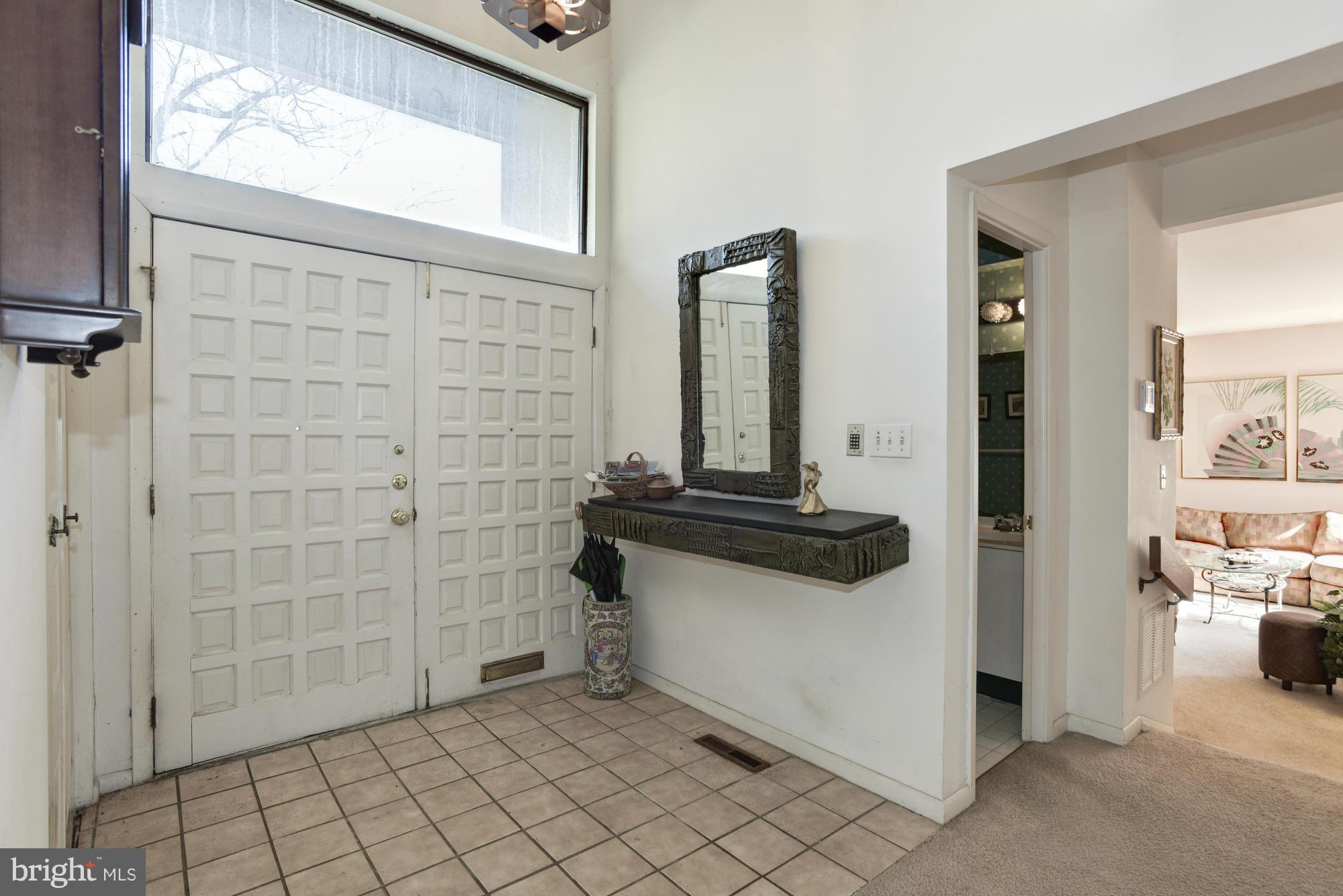 4452 Roland Springs Drive Baltimore, MD 21210 - Photo 3 of 29