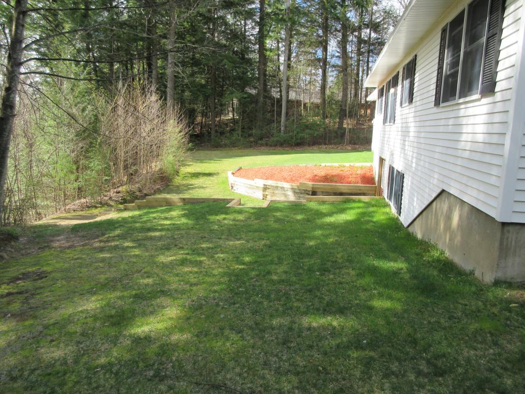 880 Colonial Drive Rutland Town, VT 05701 - Photo 16 of 18 Gallery Image 16
