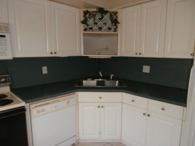 35 Southeast 13th Street, Unit A1 Boca Raton, FL 33432 - Photo 2 of 13 (16)