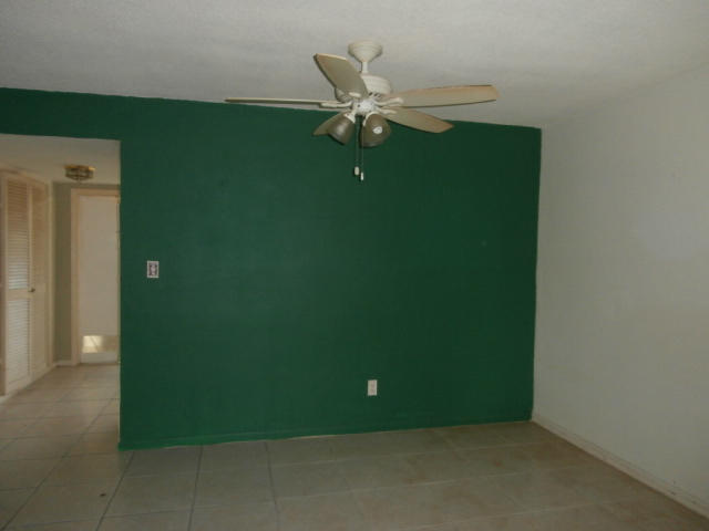 35 Southeast 13th Street, Unit A1 Boca Raton, FL 33432 - Photo 5 of 13 (32)DR