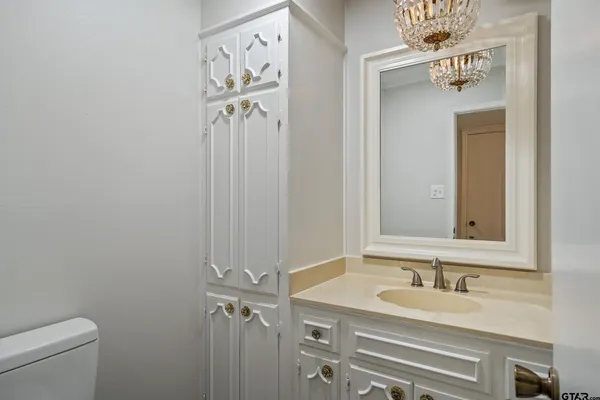 $299,995 | 238 North Main Street, Rusk, TX 75785